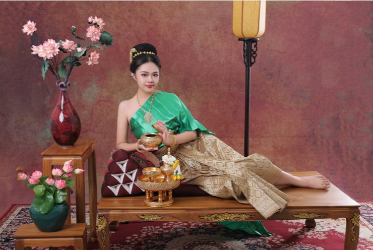 casual thai dress 13 Modern-Thai style cloth ideas